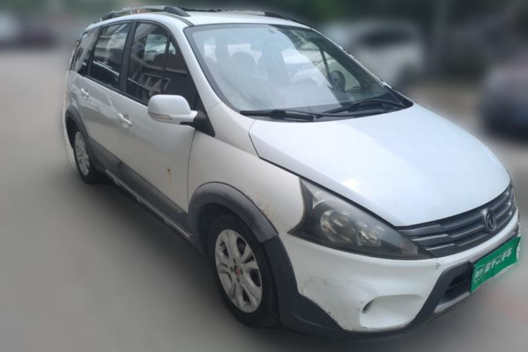 Used FORTHING Joyear 2012 LV 1.5L AMT Luxury Version Front Right 45 Deg
