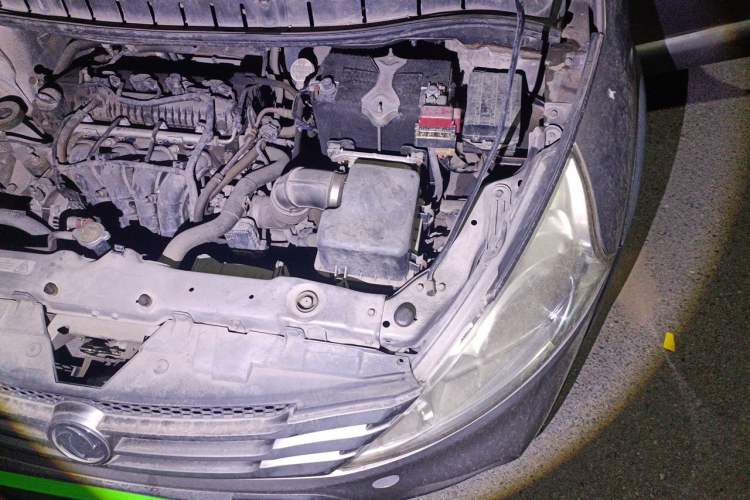 Used FORTHING Joyear 2012 LV 1.5L Manual Luxury Edition Engine Bay Left