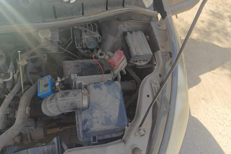 Used FORTHING Joyear 2012 LV 1.5L Manual Luxury Edition Engine Bay Left