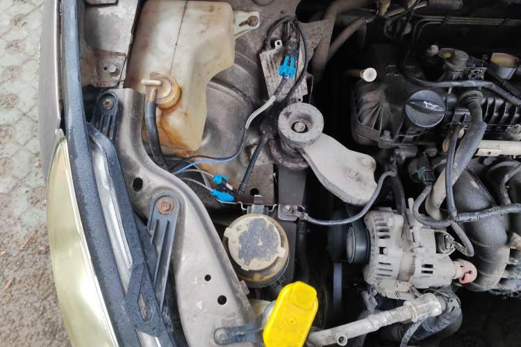 Used FORTHING Joyear 2012 XL 1.5L Manual Luxury Model Engine Bay Right