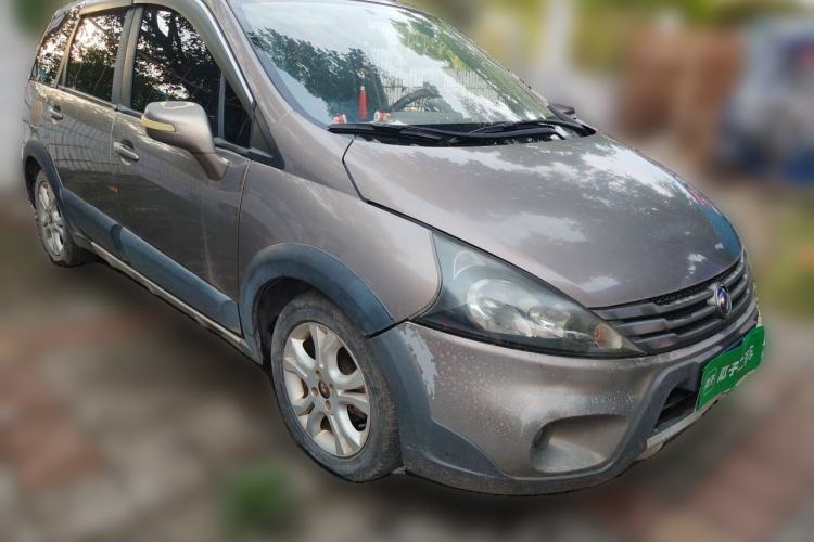 Used FORTHING Joyear 2012 LV 1.5L AMT Luxury Version Front Right 45 Deg
