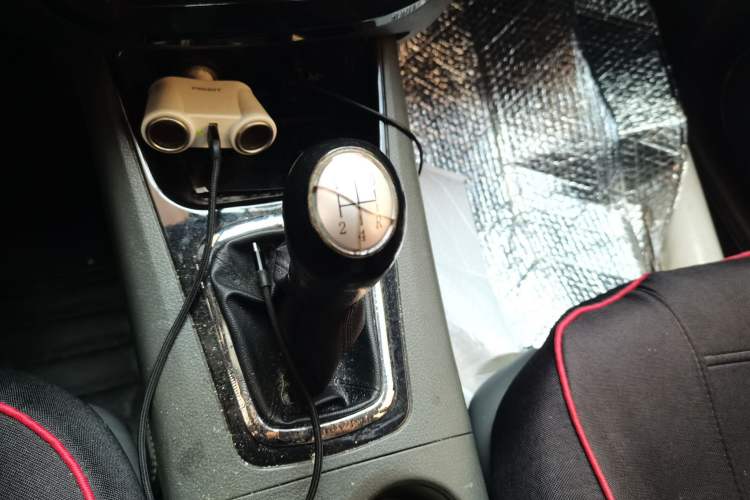 Used FORTHING Joyear 2012 LV 1.5L Manual Luxury Edition Gear Lever