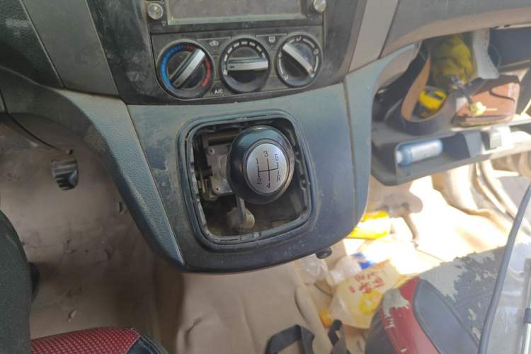 Used FORTHING Joyear 2012 LV 1.5L Manual Luxury Edition Gear Lever