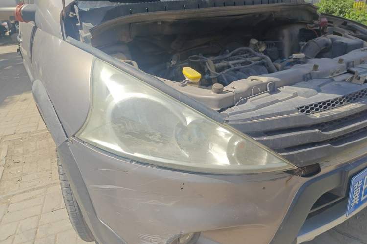 Used FORTHING Joyear 2012 LV 1.5L Manual Luxury Edition Right Front Headlight