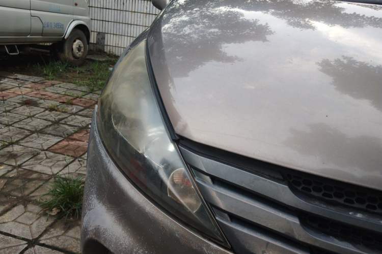 Used FORTHING Joyear 2012 LV 1.5L AMT Luxury Version Right Front Headlight