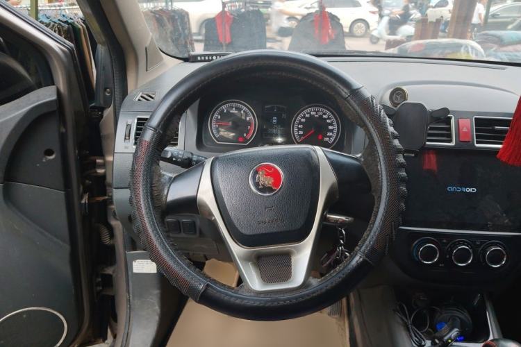 Used FORTHING Joyear 2012 LV 1.5L AMT Luxury Version Steering Wheel