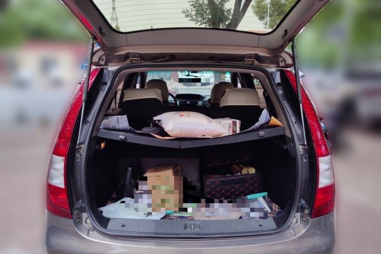 Used FORTHING Joyear 2012 LV 1.5L AMT Luxury Version Trunk