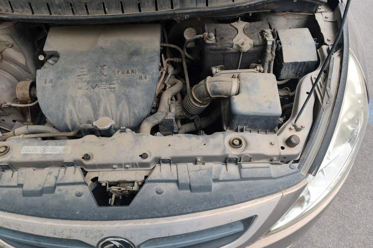 Used FORTHING Joyear 2014 XL Facelift 1.5L Manual Comfort Model Engine Bay Left
