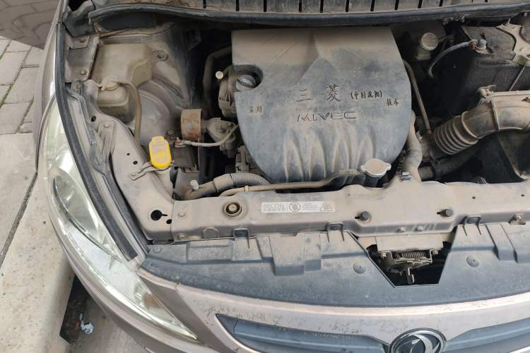 Used FORTHING Joyear 2014 XL Facelift 1.5L Manual Comfort Model Engine Bay Right