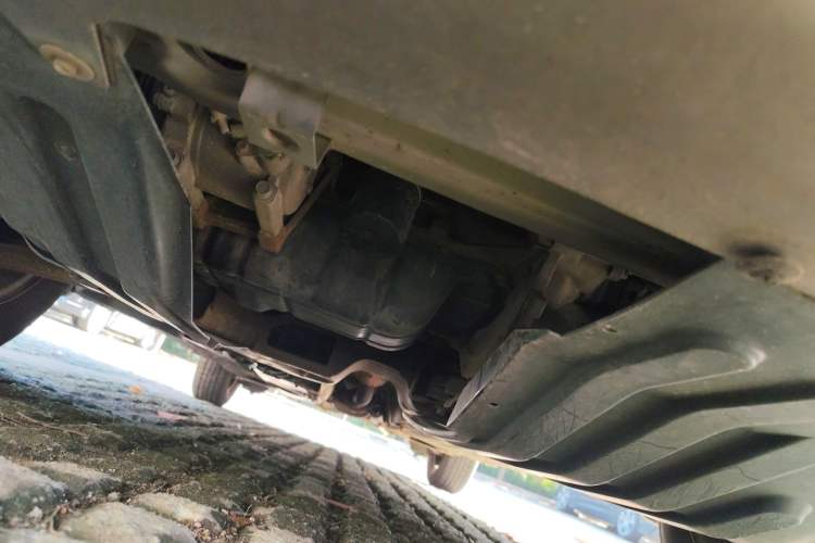 Used FORTHING Joyear 2014 XL 1.5L Manual Comfort Model China IV Standard Chassis Front