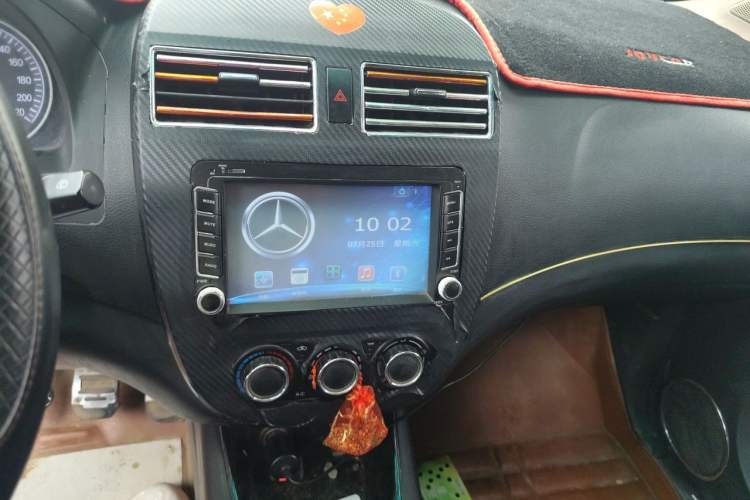 Used FORTHING Joyear 2014 LV 1.5L Manual Luxury Model China V Standard Audio And AC Panel