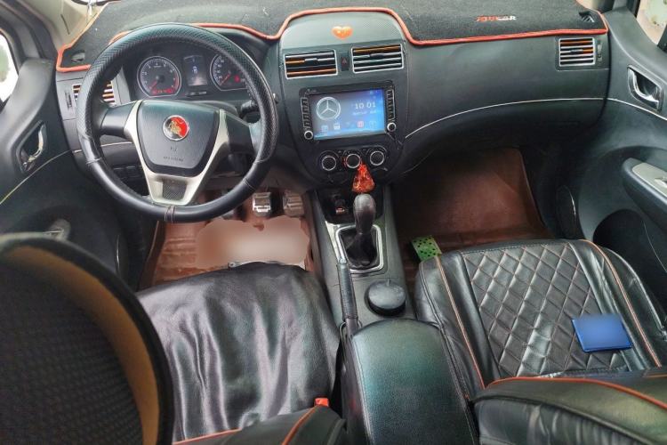Used FORTHING Joyear 2014 LV 1.5L Manual Luxury Model China V Standard Center Console