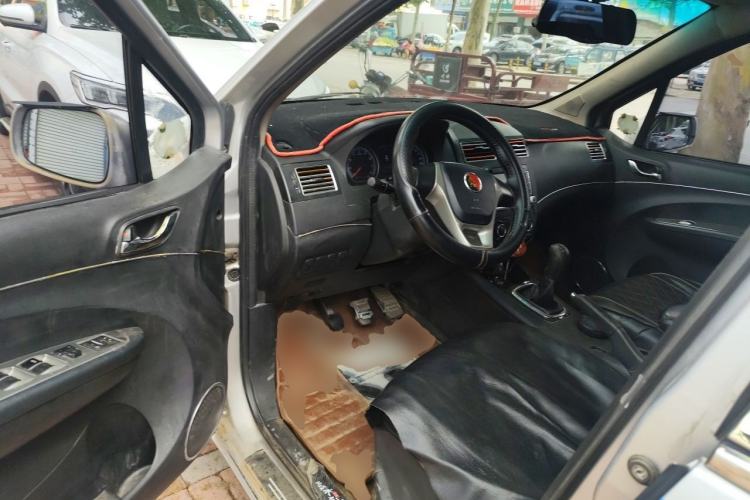 Used FORTHING Joyear 2014 LV 1.5L Manual Luxury Model China V Standard Driver Seat