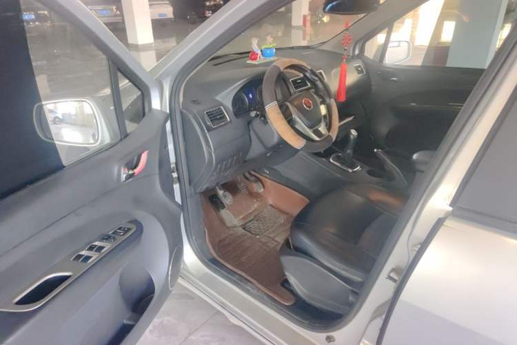 Used FORTHING Joyear 2014 LV Facelift 1.5L Manual Luxury Model Driver Seat