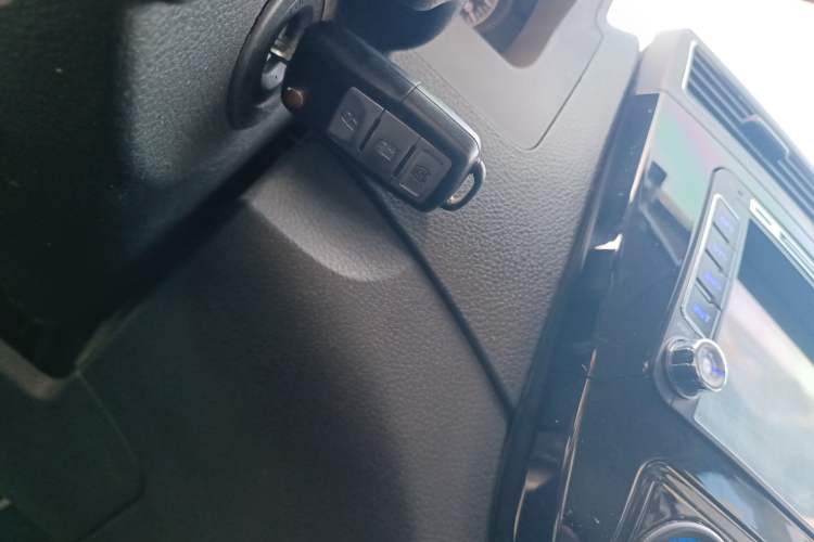 Used FORTHING Joyear 2014 XL Facelift 1.5L Manual Comfort Model Interior 1