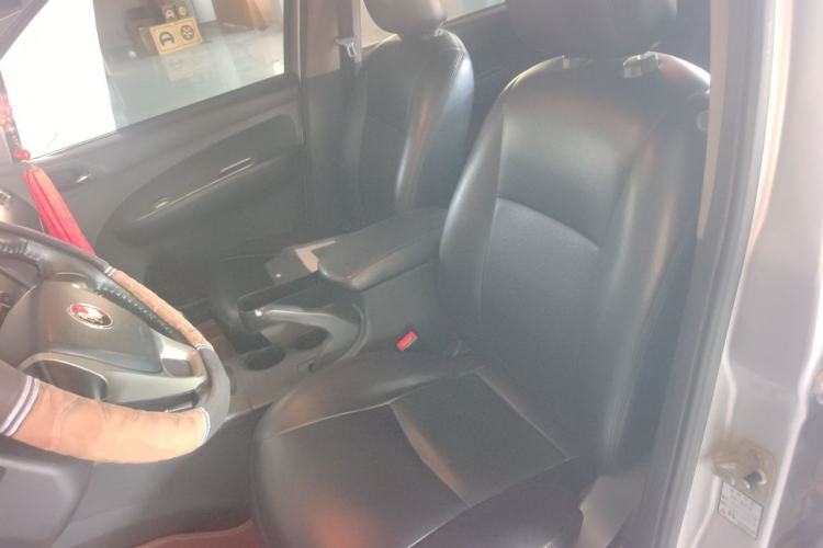 Used FORTHING Joyear 2014 LV Facelift 1.5L Manual Luxury Model Left Front Seat