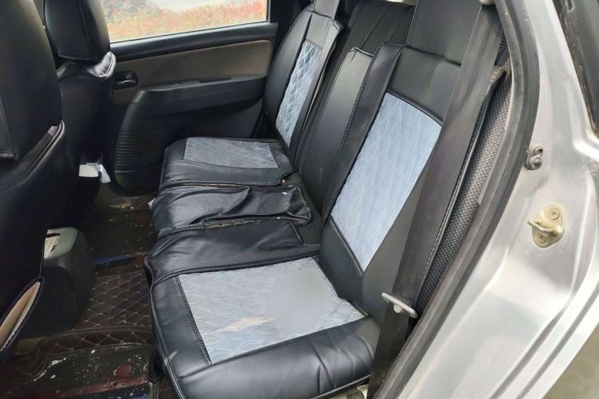 Used FORTHING Joyear 2014 XL 1.5L Manual Comfort Model China IV Standard Left Rear Seat