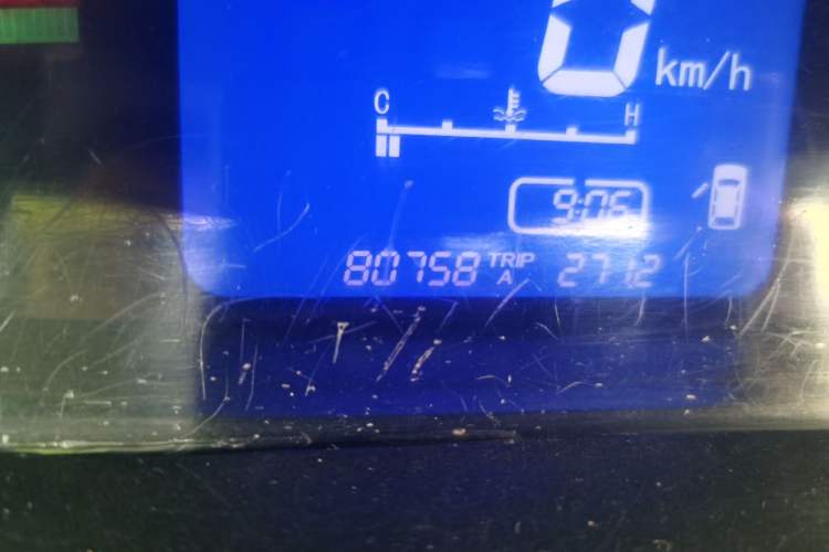 Used FORTHING Joyear 2014 XL Facelift 1.5L Manual Comfort Model Odometer Close Up