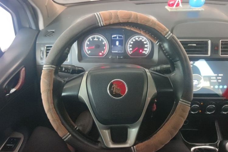 Used FORTHING Joyear 2014 LV Facelift 1.5L Manual Luxury Model Steering Wheel