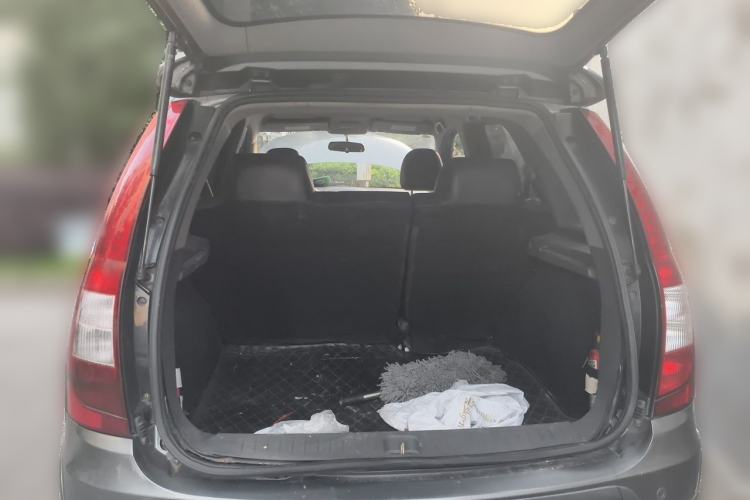 Used FORTHING Joyear 2014 LV 1.5L Manual Luxury Model China IV Standard Trunk
