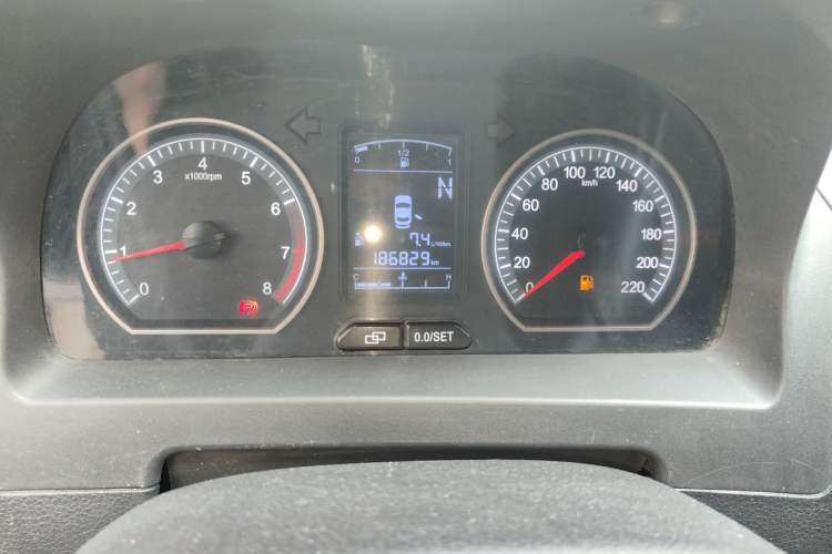 Used FORTHING Joyear 2014 LV Facelift 1.5L AMT Luxury Model Instrument Cluster