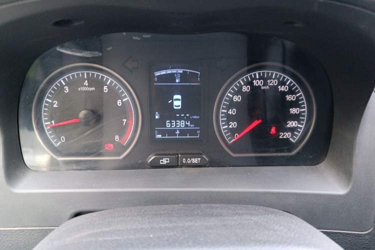 Used FORTHING Joyear 2014 LV Facelift 1.5L Manual Luxury Model Instrument Cluster
