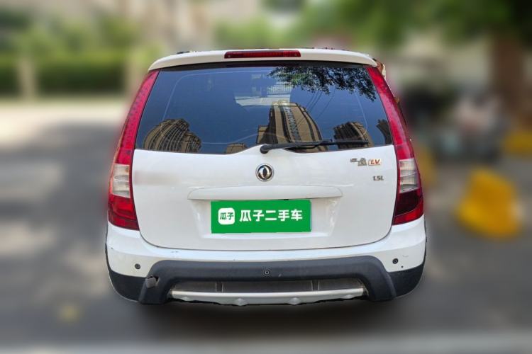 Used FORTHING Joyear 2014 LV Facelift 1.5L Manual Luxury Model Rear