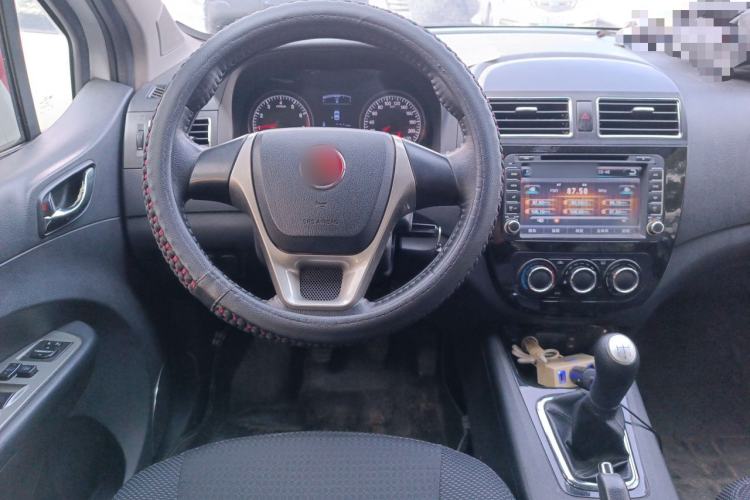 Used FORTHING Joyear 2014 LV Facelift 1.5L Manual Luxury Model Steering Wheel