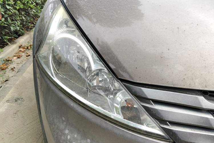 Used FORTHING Joyear 2014 LV Facelift 1.5L Manual Luxury Model Right Front Headlight