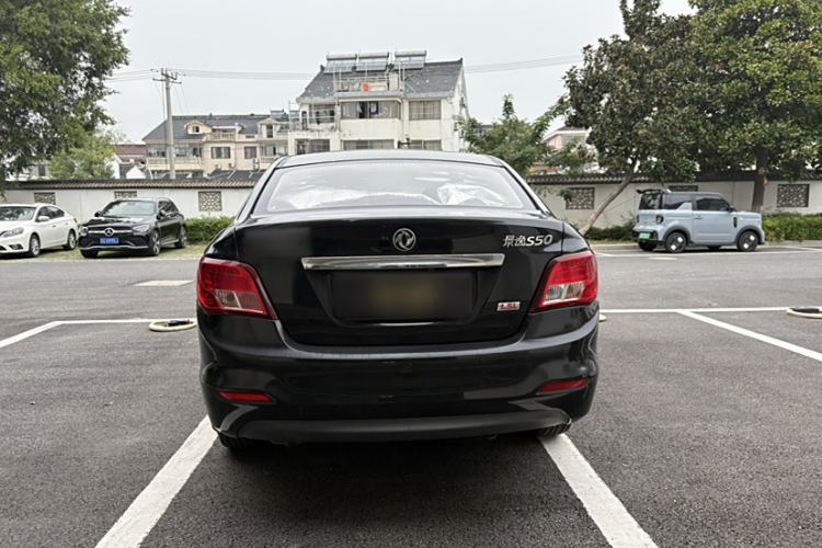 Used FORTHING Joyear S50 2014 1.5L Manual Luxury Model Exterior 7