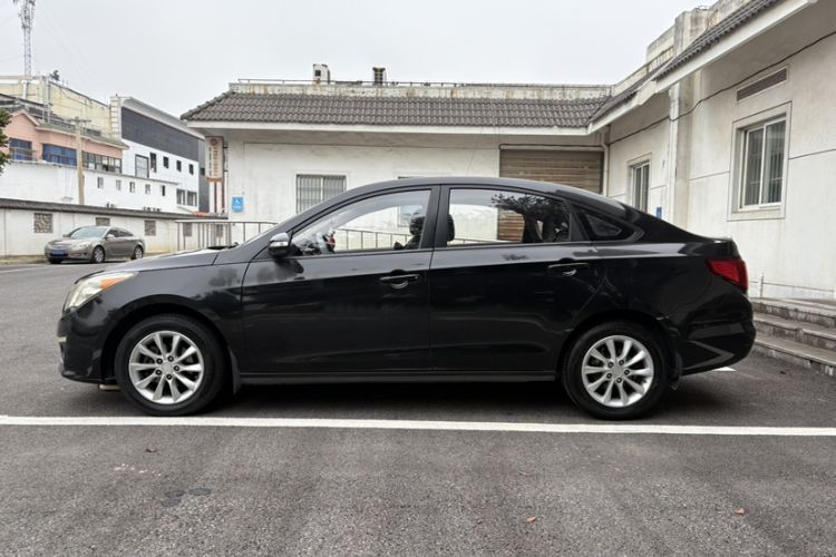 Used FORTHING Joyear S50 2014 1.5L Manual Luxury Model Exterior 8
