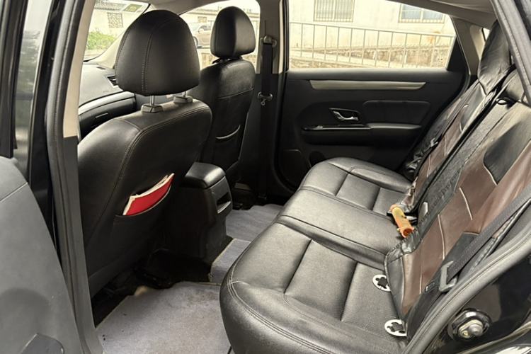 Used FORTHING Joyear S50 2014 1.5L Manual Luxury Model Interior 5