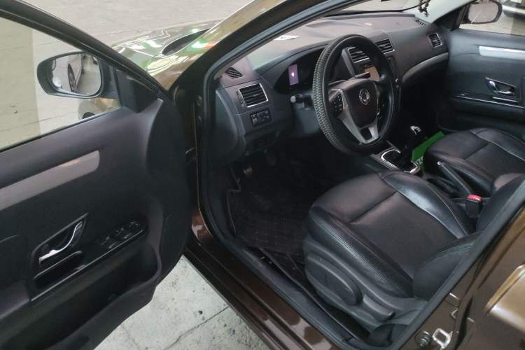 Used FORTHING Joyear S50 2014 1.5L Manual Luxury Model Driver Seat