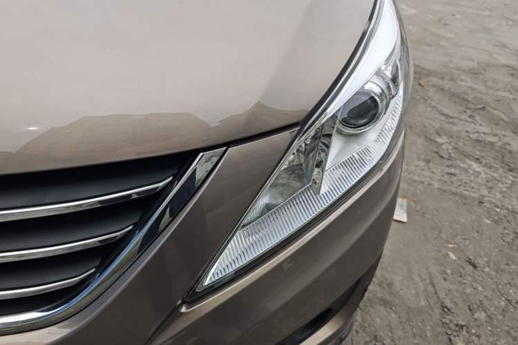 Used FORTHING Joyear S50 2014 1.6L CVT Luxury Model Left Front Headlight