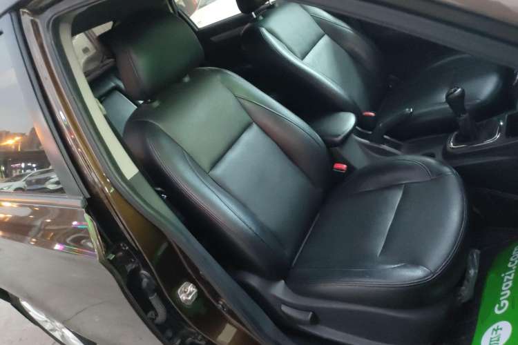 Used FORTHING Joyear S50 2014 1.5L Manual Luxury Model Right Front Seat