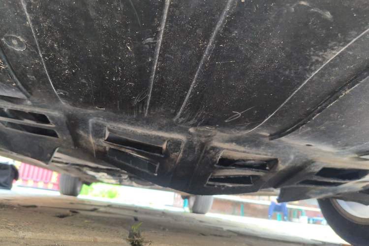 Used FORTHING Joyear S50 2014 1.6L CVT Luxury Model Chassis Front