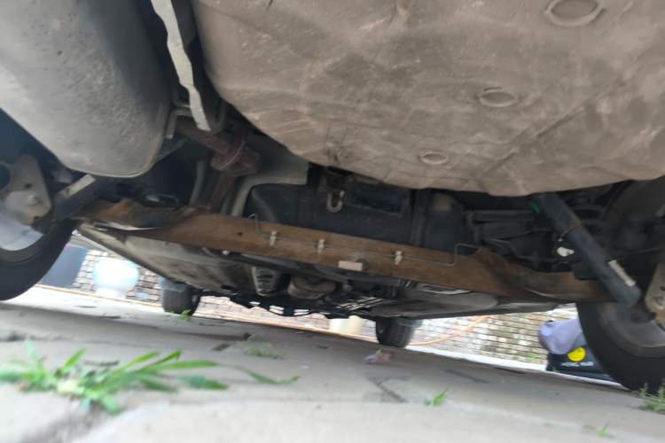 Used FORTHING Joyear S50 2014 1.6L CVT Luxury Model Chassis Rear