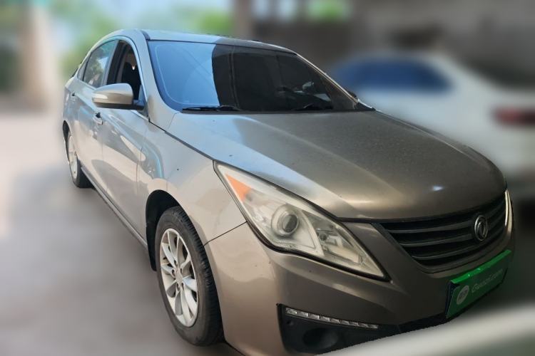 Used FORTHING Joyear S50 2014 1.5L Manual Luxury Edition Front Right 45 Deg