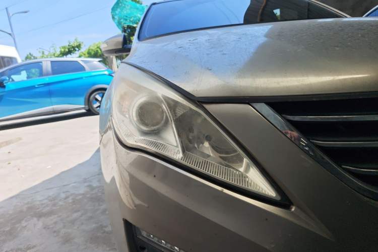 Used FORTHING Joyear S50 2014 1.5L Manual Luxury Edition Right Front Headlight
