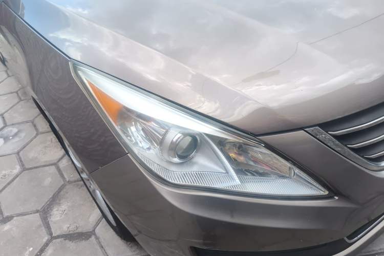 Used FORTHING Joyear S50 2014 1.6L CVT Luxury Model Right Front Headlight
