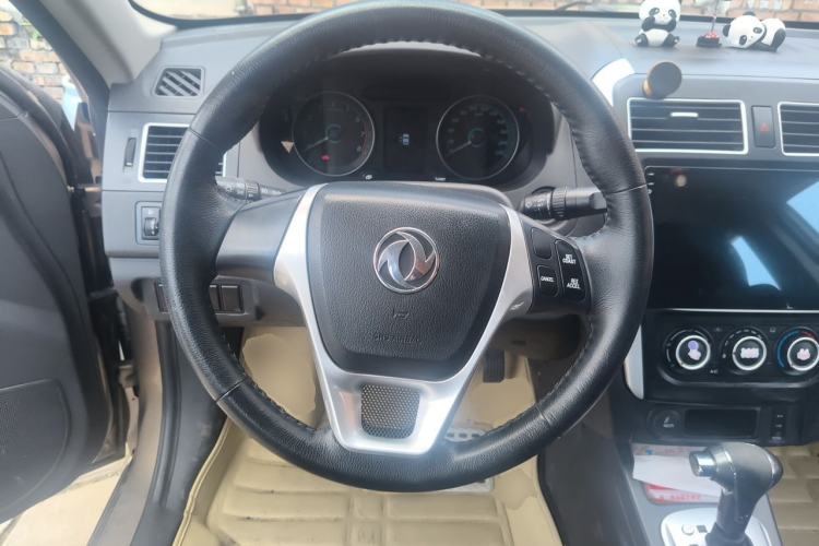 Used FORTHING Joyear S50 2014 1.6L CVT Luxury Model Steering Wheel