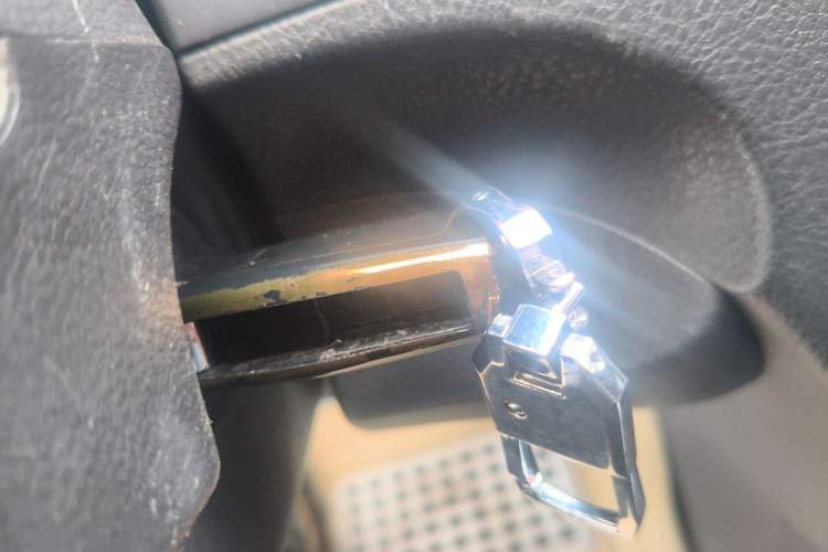 Used FORTHING Joyear S50 2014 1.6L CVT Luxury Model Vehicle Key