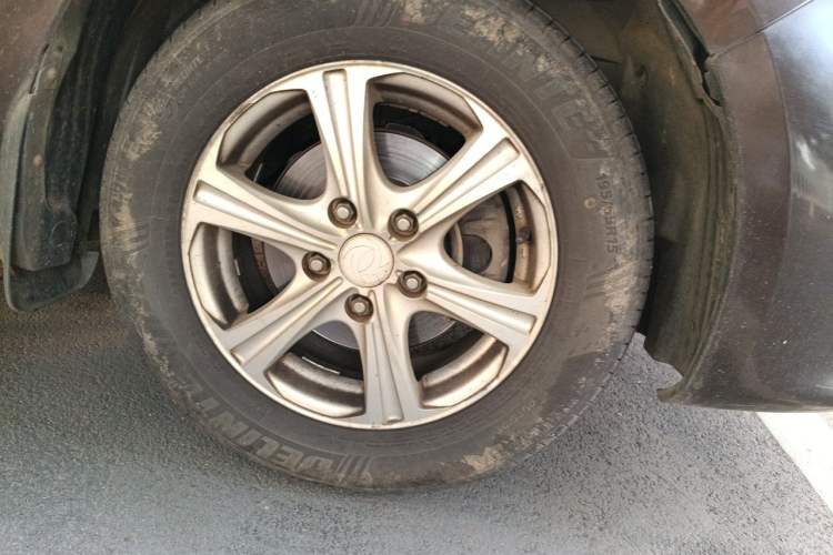 Used FORTHING Joyear S50 2014 1.5L Manual Luxury Model Right Front Wheel Hub