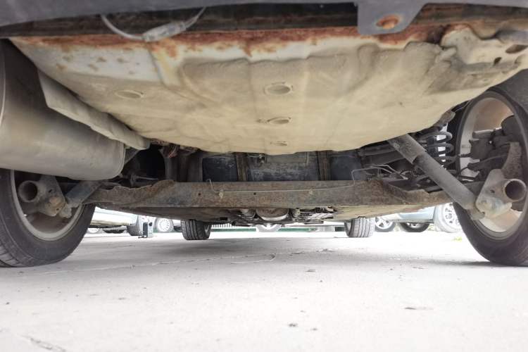Used FORTHING Joyear S50 2014 1.6L CVT Luxury Model Chassis Rear