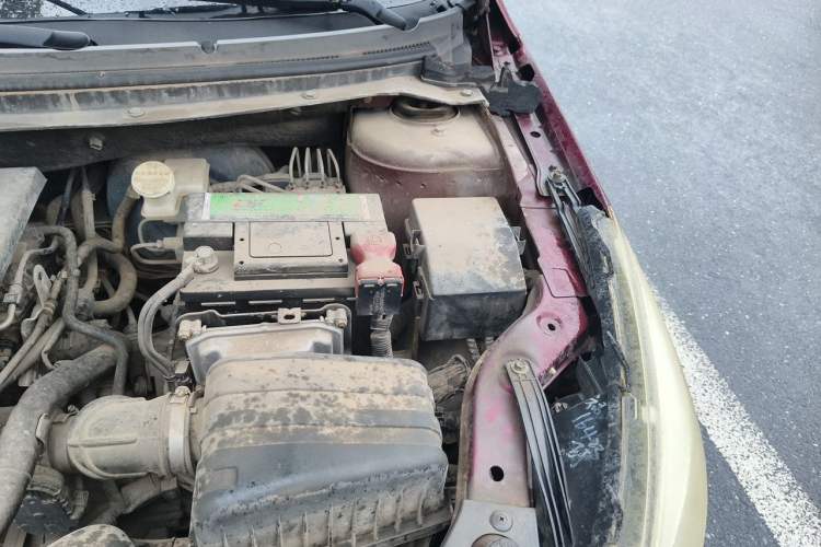 Used FORTHING Joyear S50 2014 1.5L Manual Luxury Model Engine Bay Left
