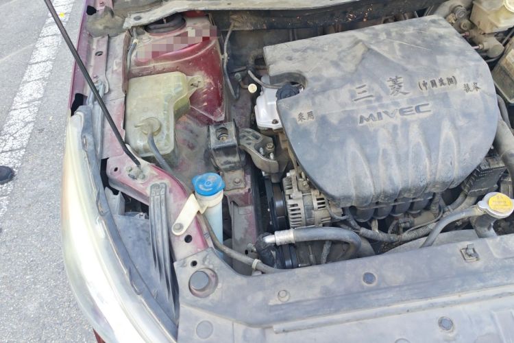 Used FORTHING Joyear S50 2014 1.6L CVT Luxury Model Engine Bay Right