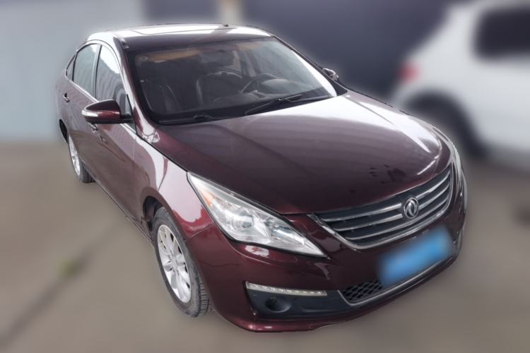 Used FORTHING Joyear S50 2014 1.6L CVT Luxury Model Front Right 45 Deg