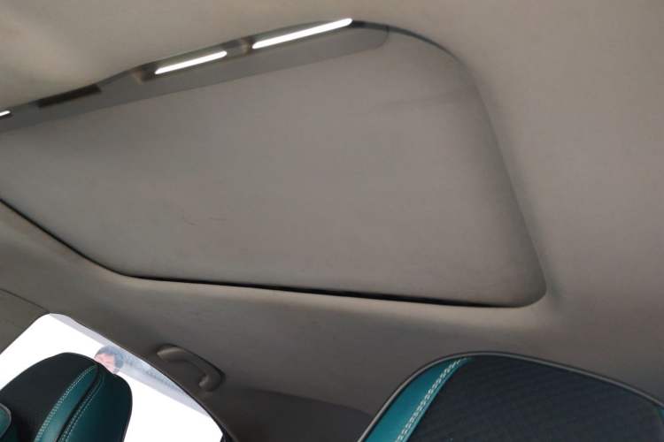 Used FORTHING Joyear S50 2014 1.6L CVT Luxury Model Headliner