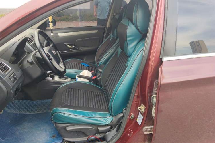 Used FORTHING Joyear S50 2014 1.6L CVT Luxury Model Left Front Seat