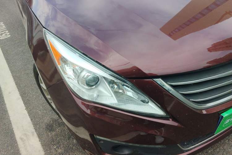 Used FORTHING Joyear S50 2014 1.6L CVT Luxury Model Right Front Headlight